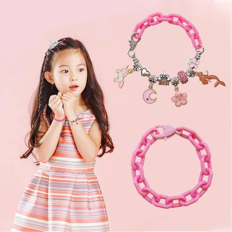 Bộ Hạt Nhựa Màu Hồng Làm Trang Sức Cho Bé