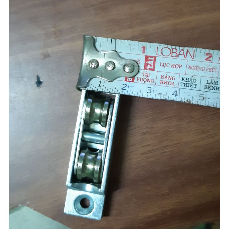 Bánh xe đôi cửa nhựa