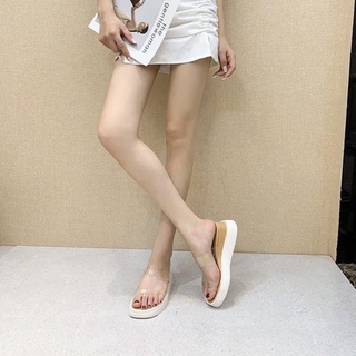 Dép đế xuồng quai trong