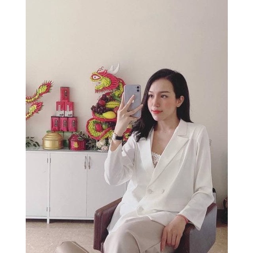 Áo Vest 4 Nút Bọc Vải Phom Suông (ĐEN+TRẮNG)