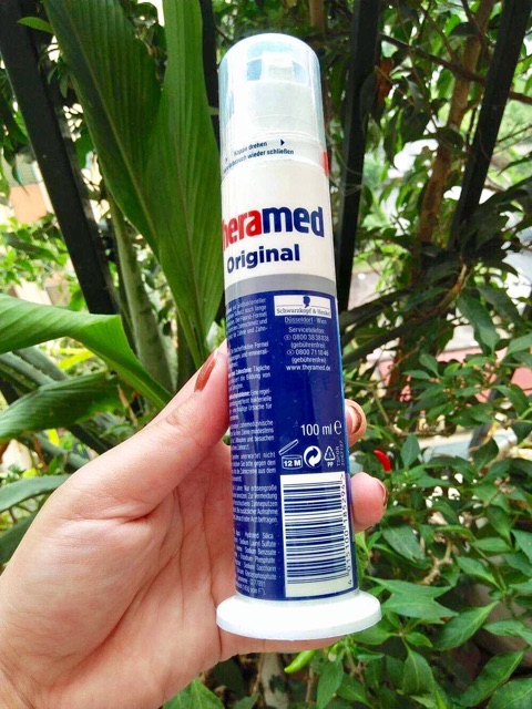 KEM ĐÁNH RĂNG THERA MED DẠNG ỐNG 100ml