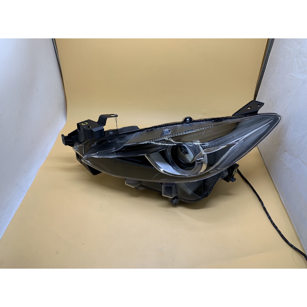 Đèn pha cho Mazda 3 2015-2016 mẫu 2.0