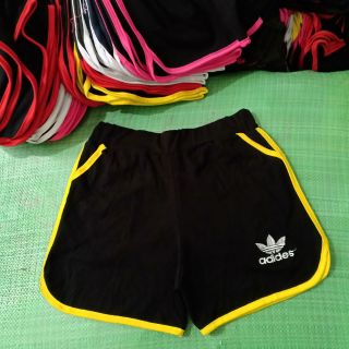 Quần đùi nữ
