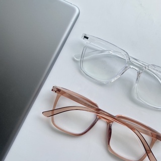 KÍNH NHỰA CỨNG FORM VUÔNG BASIC
