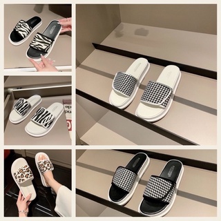 Dép lê nữ quai ngang Ngựa vằn siêu hót 2021,2 màu Đen,Trắng 4 Kiểu