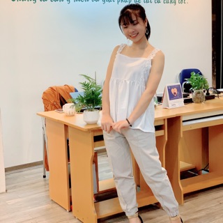Xả hàng set áo 2 dây và quần chỉ còn 160k