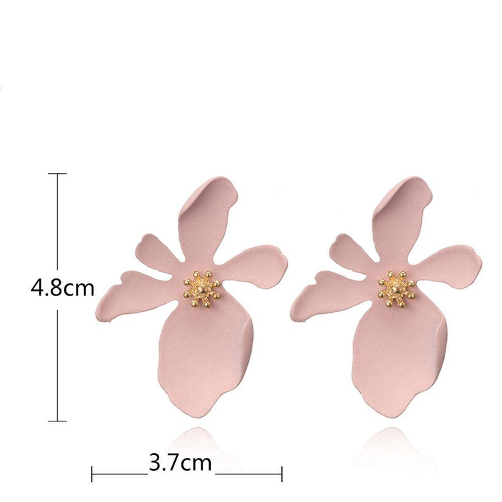 Bông Tai Hình Hoa Cúc Thời Trang Thanh Lịch Dành Cho Nữ