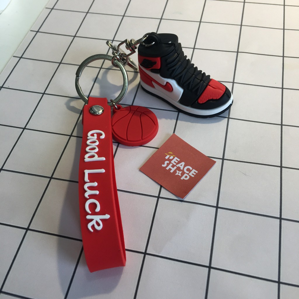 Móc Khóa Giày Sneaker - Móc Khóa Giày Jordan - Tỉ lệ 1:6 - Móc đẹp