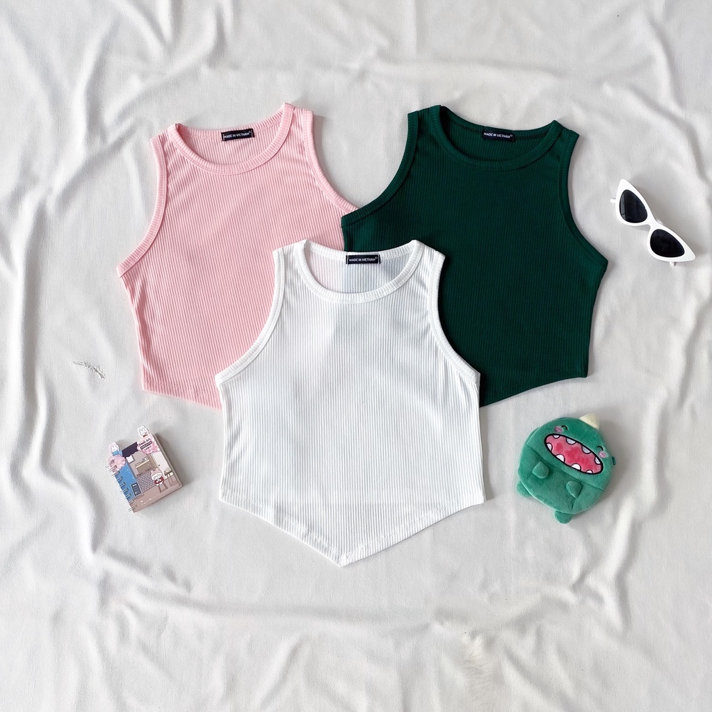 Áo Croptop 3 Lỗ Viền Tam Giác Áo Croptop Sát Nách Chất Thun Dày Dặn Hot Trend 2022