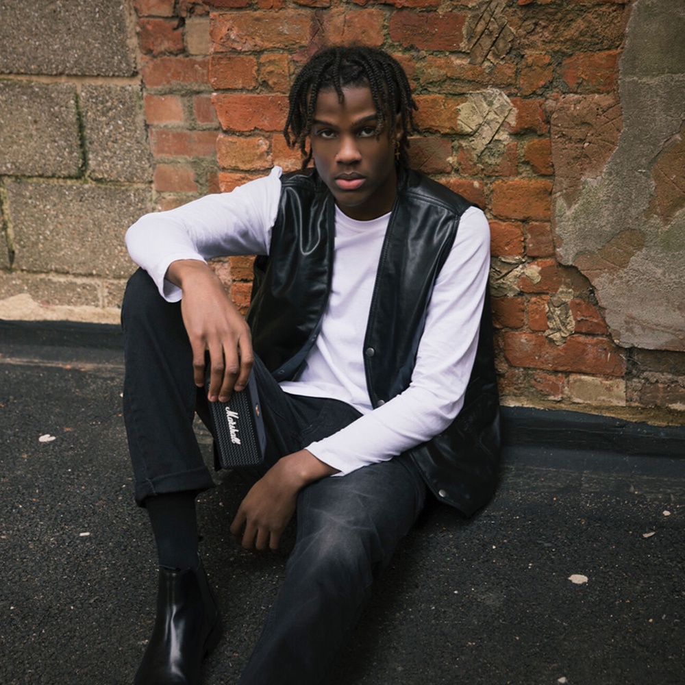 Loa Marshall Emberton Kết Nối bluetooth Âm Thanh Vòm Hỗ Trợ Nghe Nhạc mp3