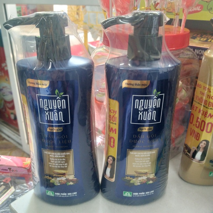 Dầu gội dược liệu Nguyên Xuân