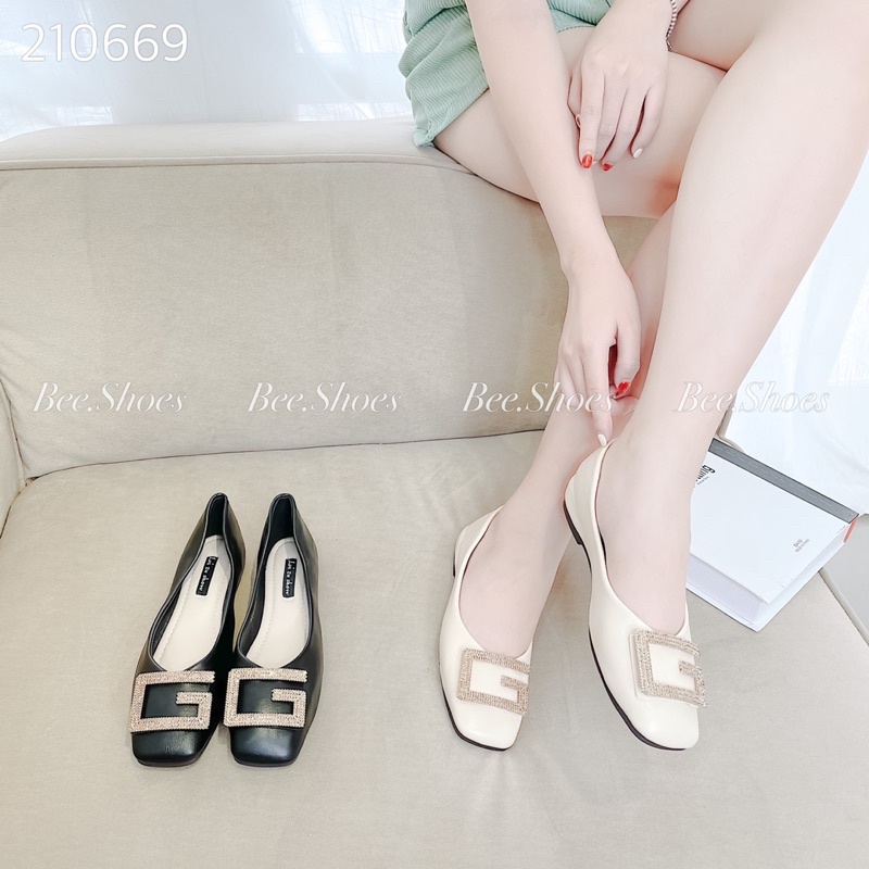 BEESHOES - GIÀY BÚP BÊ NỮ THỜI TRANG DA MỀM KHUY VUÔNG ÊM CHÂN DỄ ĐI SẴN MÀU ĐEN , KEM 210669