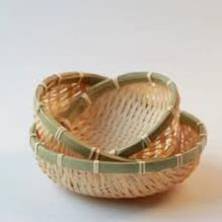 Rá tre rổ tre tí trang trí giá đựng vỏ hạt hướng dương