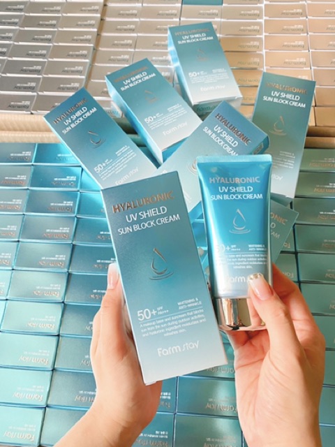 Kem Chống Nắng Dưỡng Ẩm Da Farm Stay Hyaluronic UV Shield Sun Block Cream SPF50+ PA+++ 70g