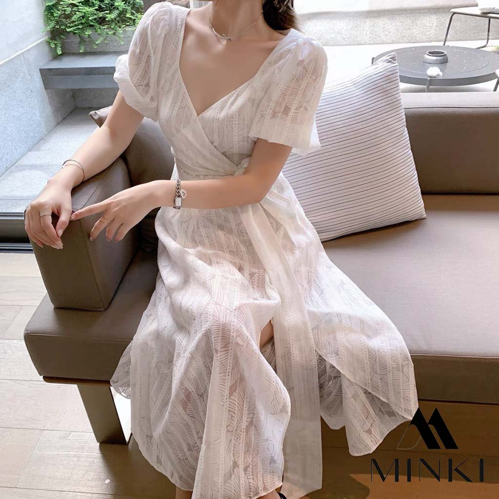 🌸 ĐẦM TRẮNG HỒNG HOẠ TIẾT CHIẾC LÁ - CHẤT LIỆU CAO CẤP - MÀU TRẮNG / HỒNG | BigBuy360 - bigbuy360.vn