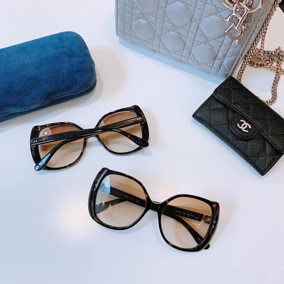 Kính mát nữ chính hãng Gucci siêu đẹp! Mẫu new 2020- Gọng đen mắt nâu khói
