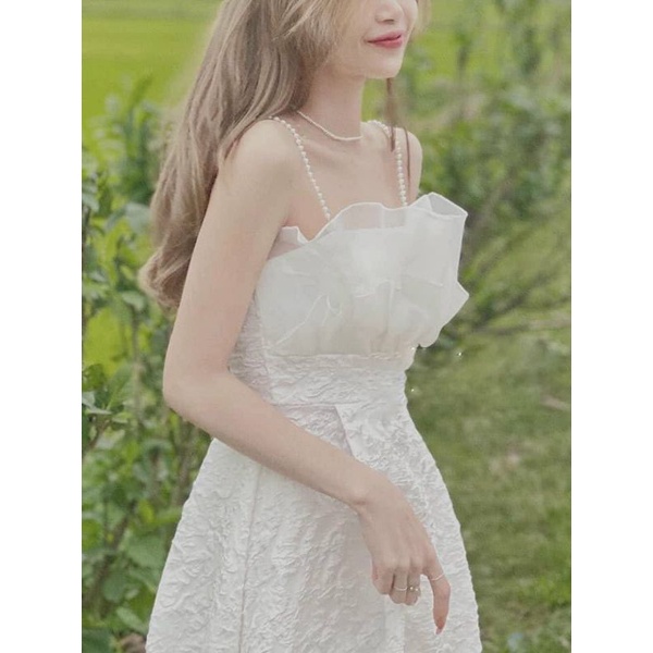 Váy Trắng Hai Dây Ngọc Xốp Vân Nổi Prince Dress