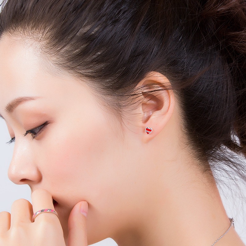 Khuyên Tai Hình Mũi Tên Một Mũi Tên Không Đối Xứng Họa Tiết Trái Tim Nhỏ