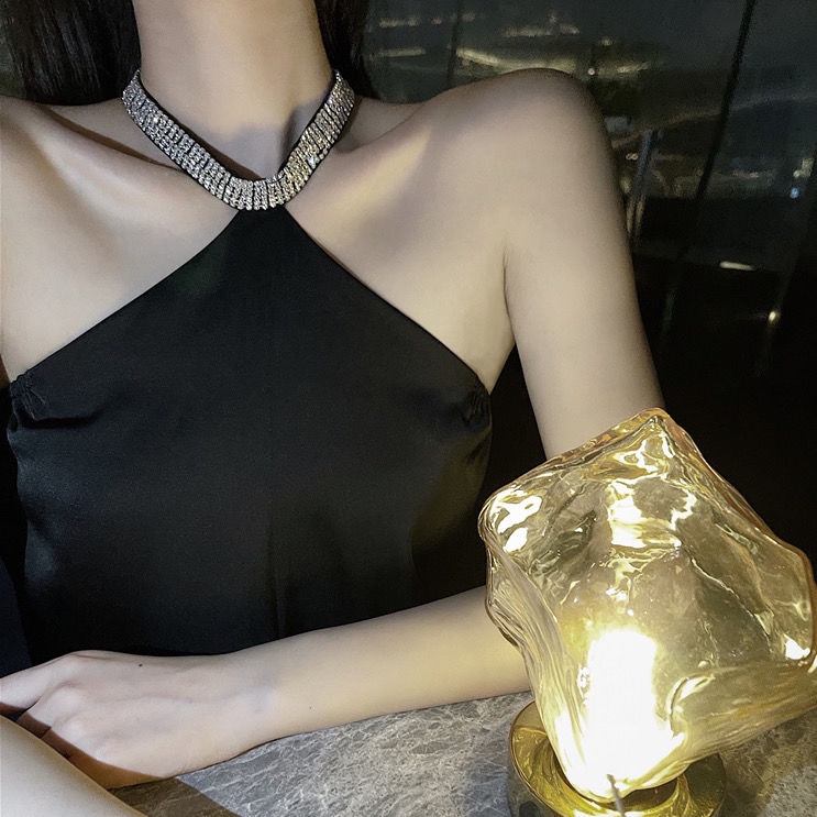 Đầm không tay màu đen đính đá thời trang mùa hè 2021 cho nữ