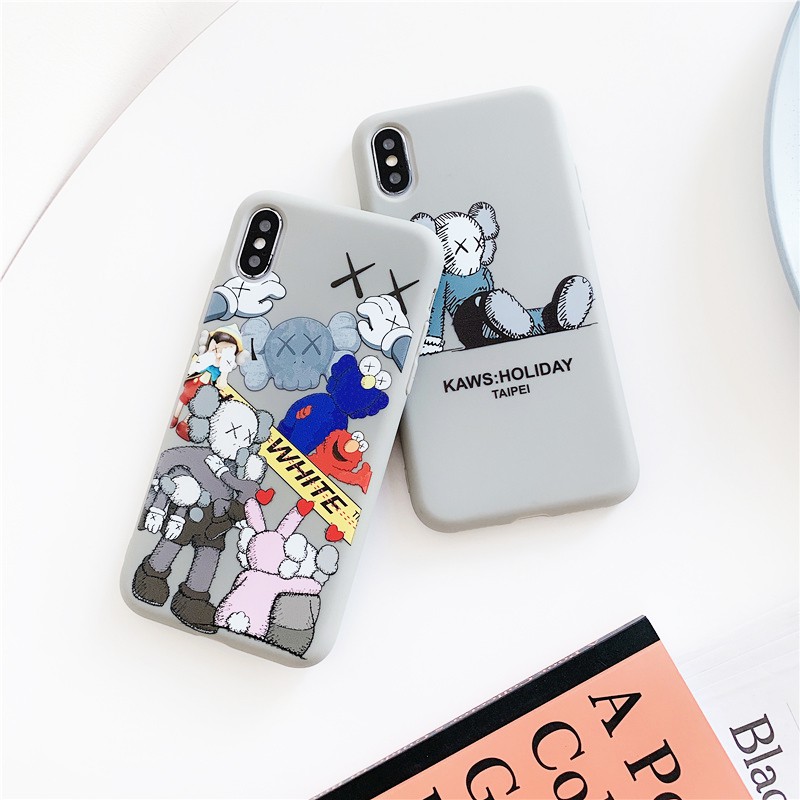 Ốp lưng iphone Kaws Taiipei TPU trơn dẻo mềm 5/5s/6/6plus/6s/6splus/7/7plus/8/8plus/x/xr/xs/11/12/pro/max/plus/promax | BigBuy360 - bigbuy360.vn