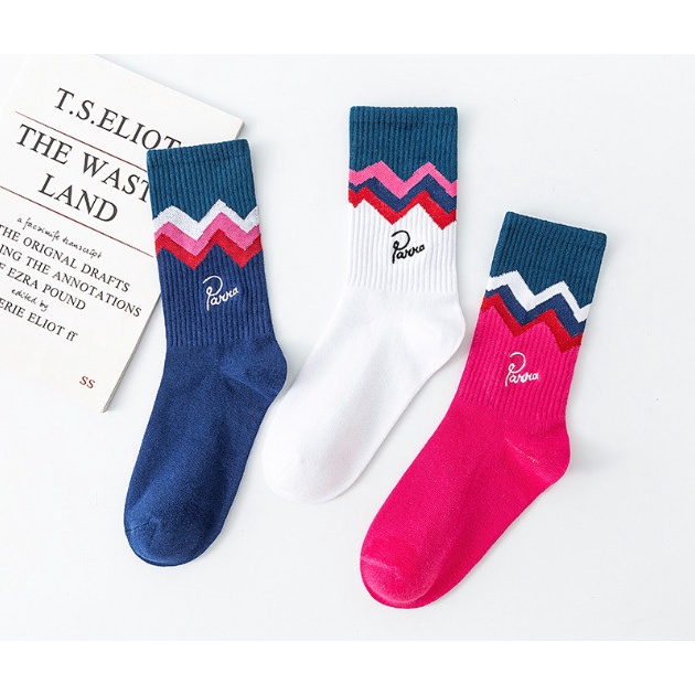 Vớ Tất thể thao cao cổ chữ Parra phong cách thể thao, trẻ trung và năng động.