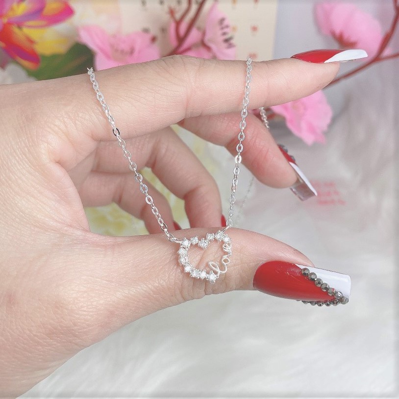 Dây chuyền bạc nữ mặt hình trái tim gắn chữ LOVE, chất liệu bạc ta sang trọng - Trang sức bạc Evasilver