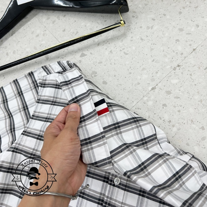 Sơ mi Thom Browne Kẻ Caro Viền Tay