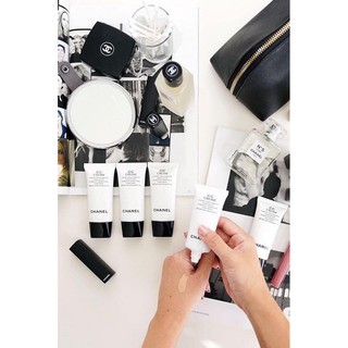 Kem nền CC Cream Chanel 30ml