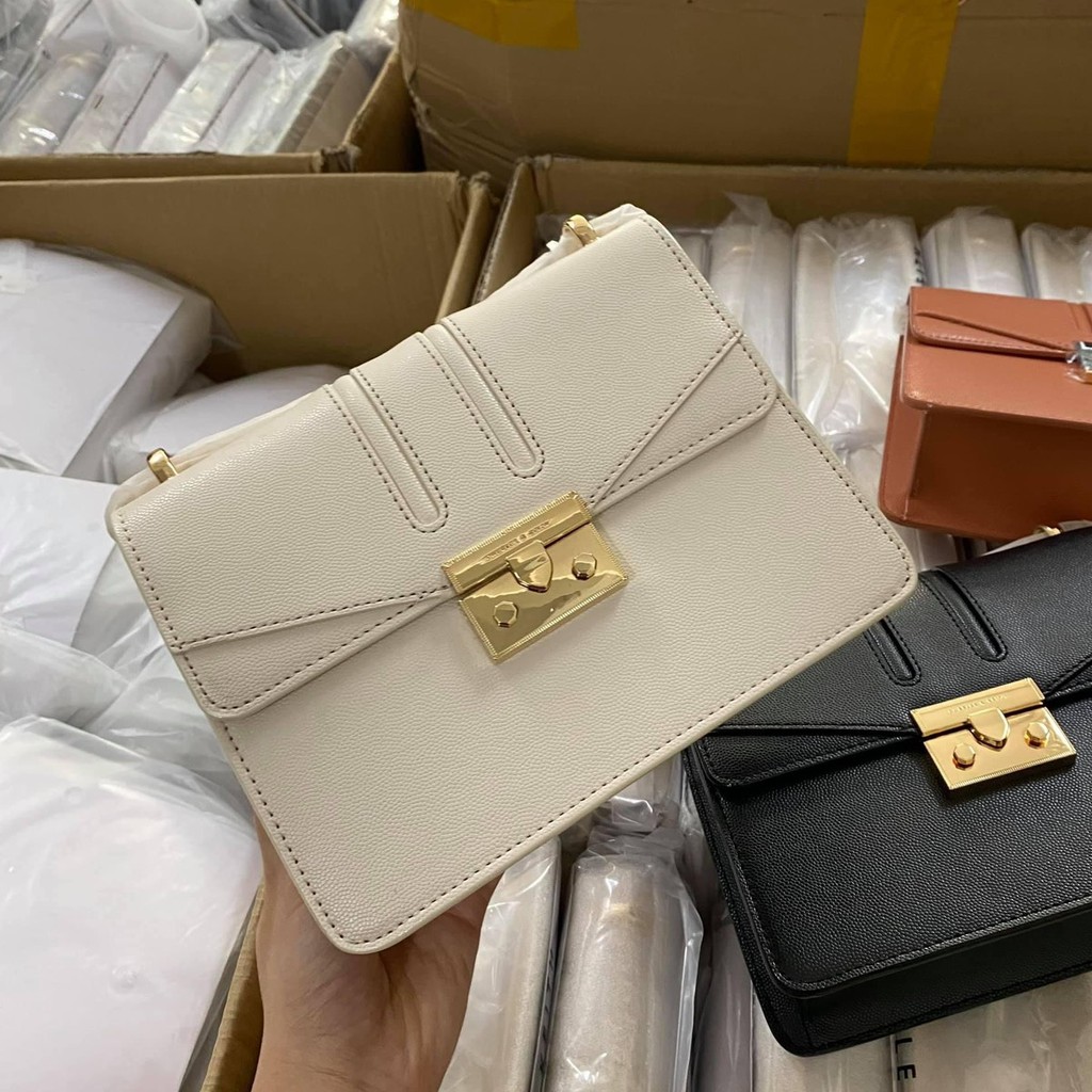 Túi CNK DA CÁ ĐUỐI 💥SIÊU XINH💥 túi xách QUỲNH BÚP BÊ xuất dư khóa gạt | BigBuy360 - bigbuy360.vn