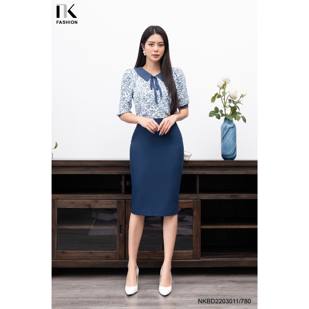 Set Công Sở Áo Hoa Cổ Nơ Kết Hợp Chân Váy Bút Chì Xẻ Sau NK FASHION Chất Liệu Nhập Hàn Đơn Giản, Thanh Lịch NKBD2203011