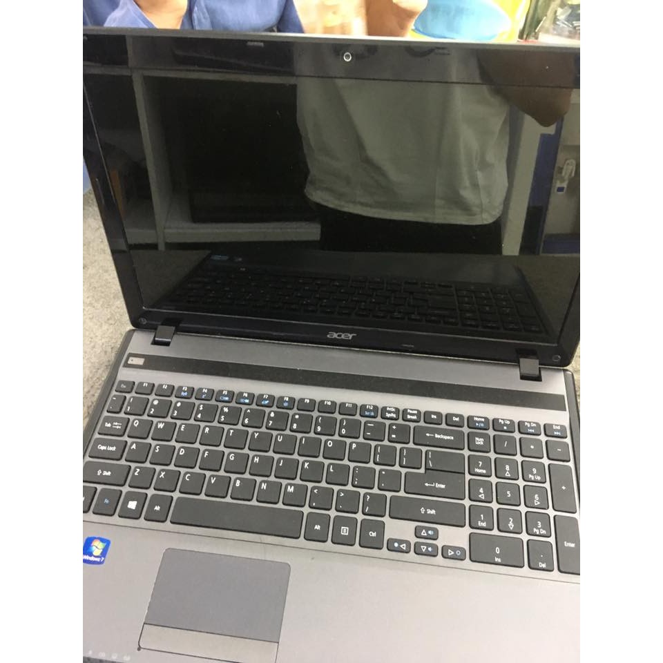 Laptop Acer aspire 5755 màn 15,6 inh thoải mái làm việc