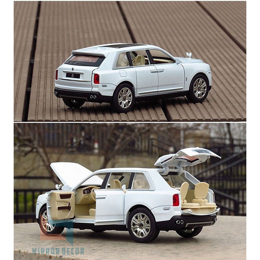 Xe mô hình Rolls Royce Cullinan 1:24