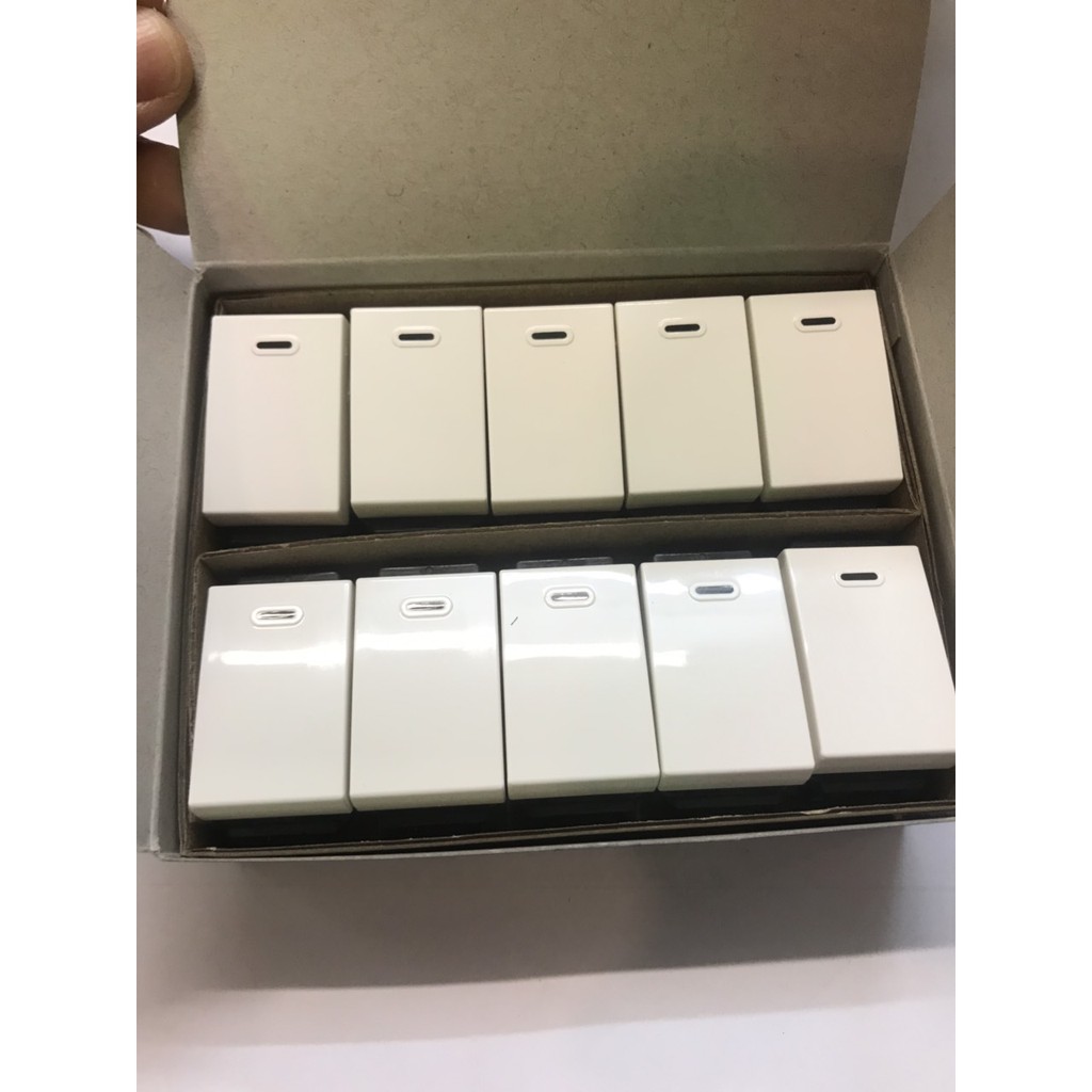 Hạt Công Tắc 1 chiều WEV 5001-7SW Wide Panasonic