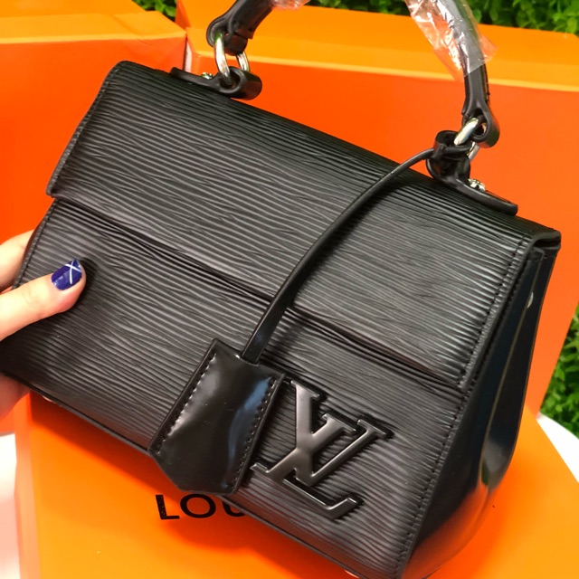 Túi đeo chéo nhỏ