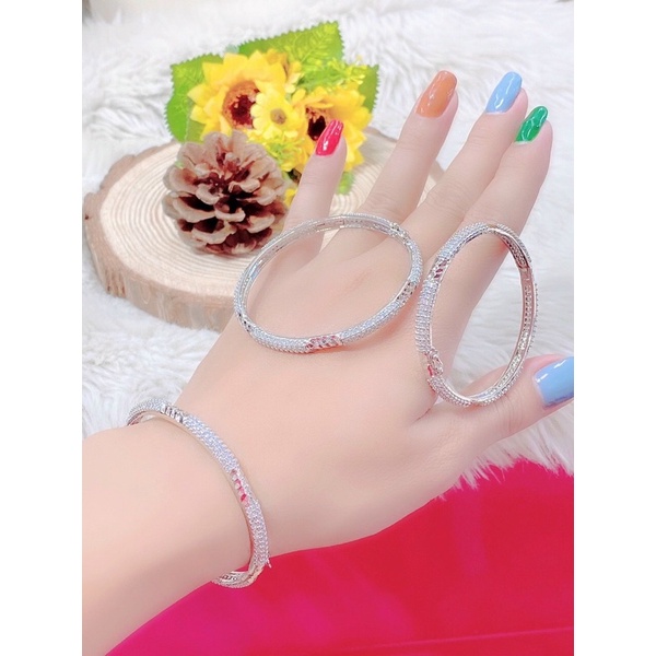 Vòng tay nữ chạm xoàn dát vàng 18 dát bạch kim cao cấp mẫu mới về
