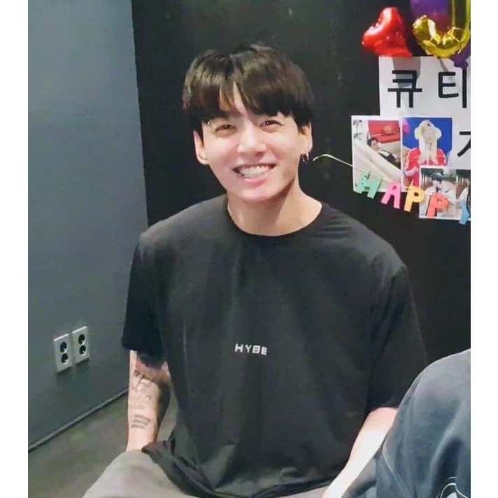 Áo Thun đen in chữ BTS, Áo Thun Cotton thành viên BTS V JUNGKOOK RM JIN JIMIN SUGA JHOPE HYBE