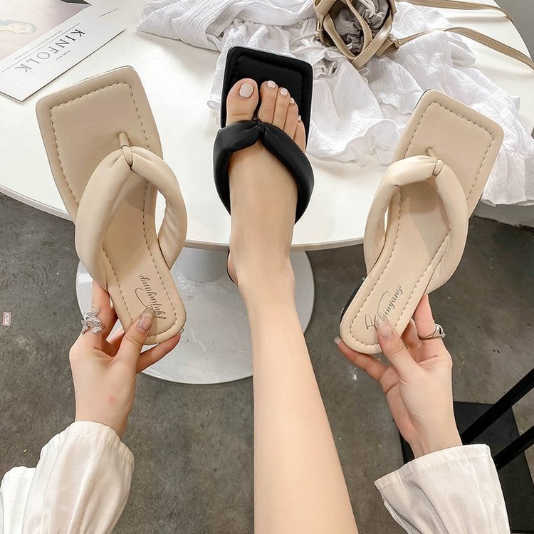 Fashionable Square Head Low Heel Flat Bottom Sandals for Women