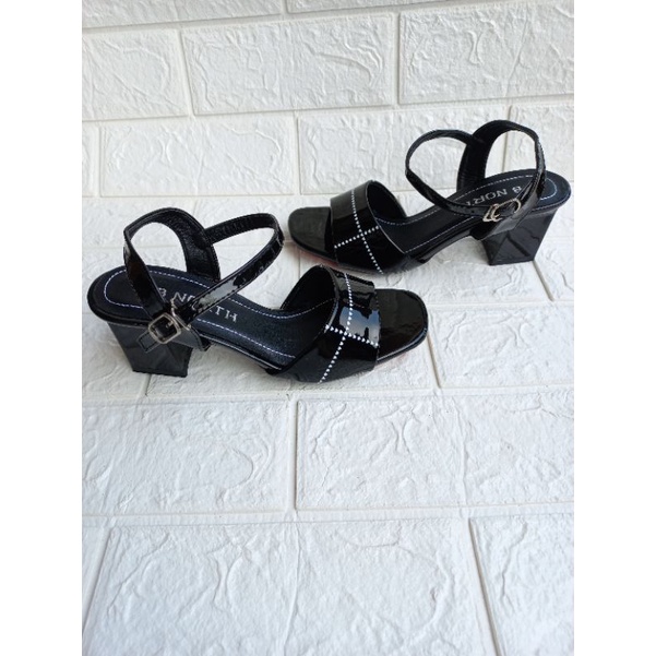 Dép quai hậu nữ.Sandal nữ cao gót