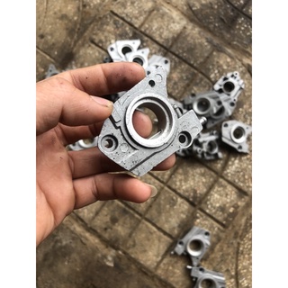 Bơm nhớt máy cưa echo v3500