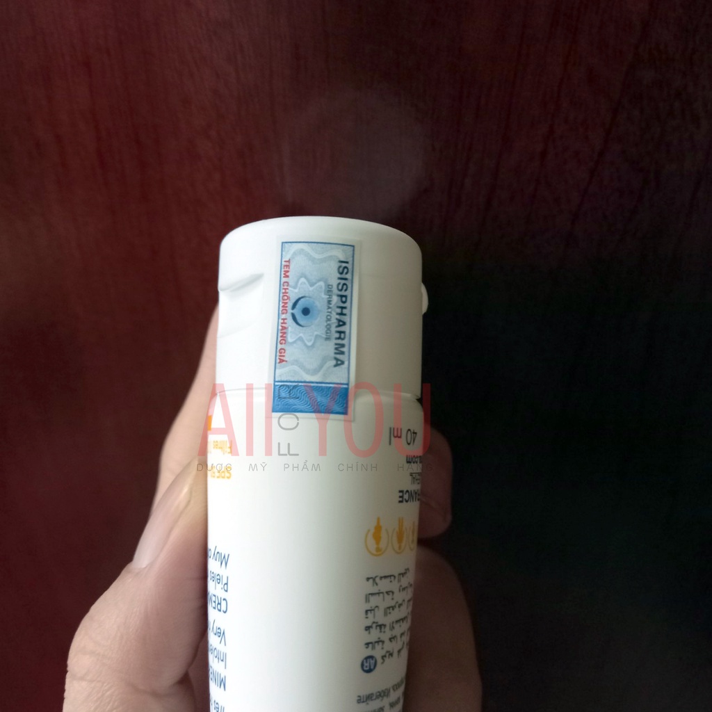 ISIS PHARMA Uveblock SPF50 Mineral Cream 40 mL - Kem Chống Nắng Dành Cho Da Thường