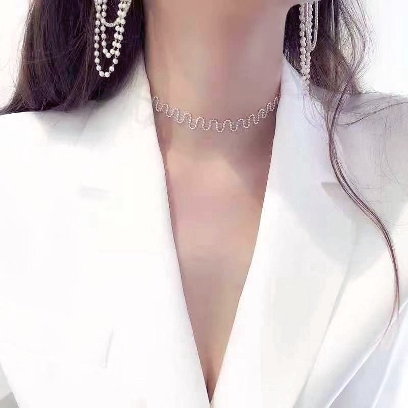 Dây chuyền choker dạng dây bện nhỏ nhắn đính hạt châu đơn giản có 4 kiểu dáng thời trang dành cho nữ