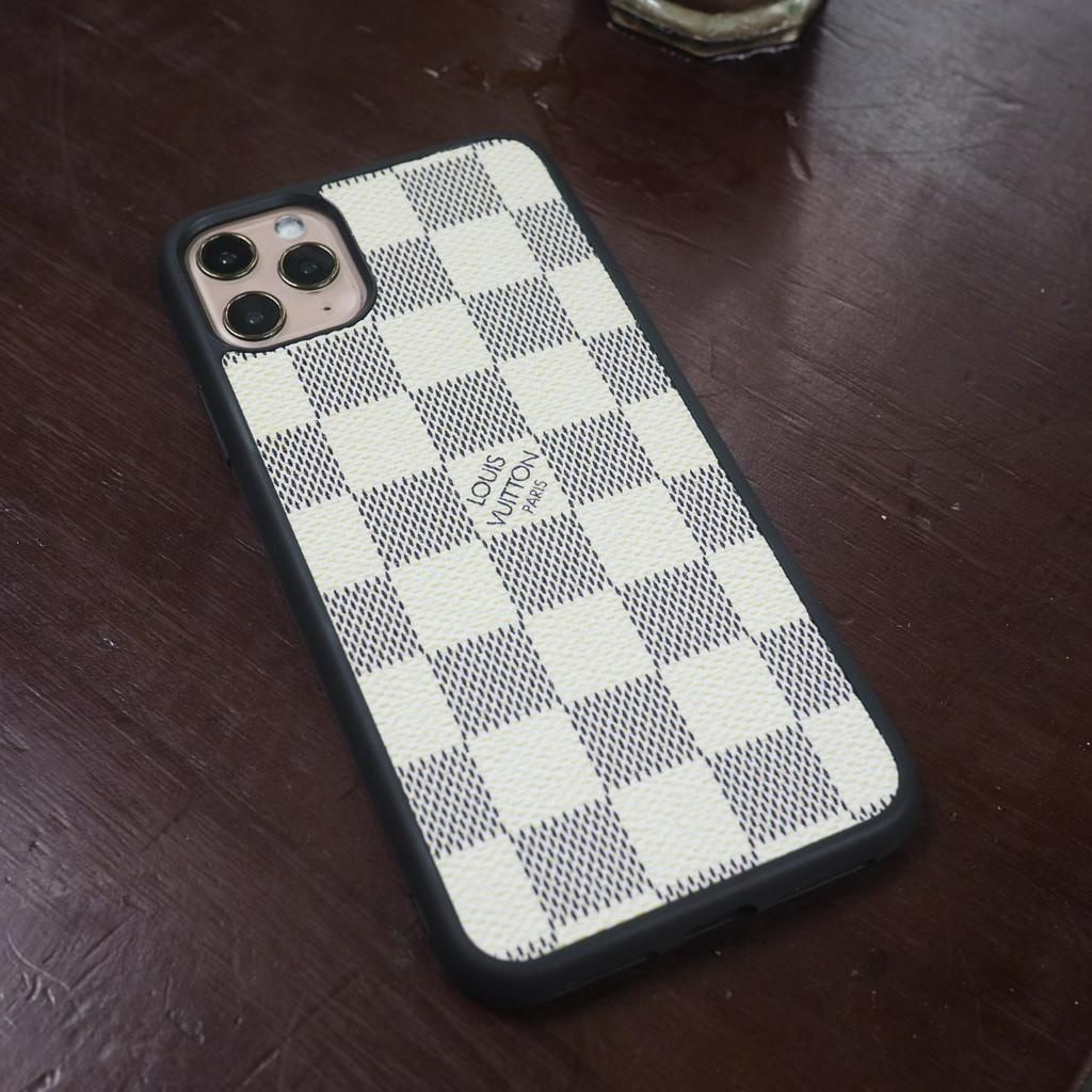 Ốp LV 14pro,14promax,13promax,13pro,12promax,7plus,8plus,X,Xs Max,11pro,11,11promax, da Canvas