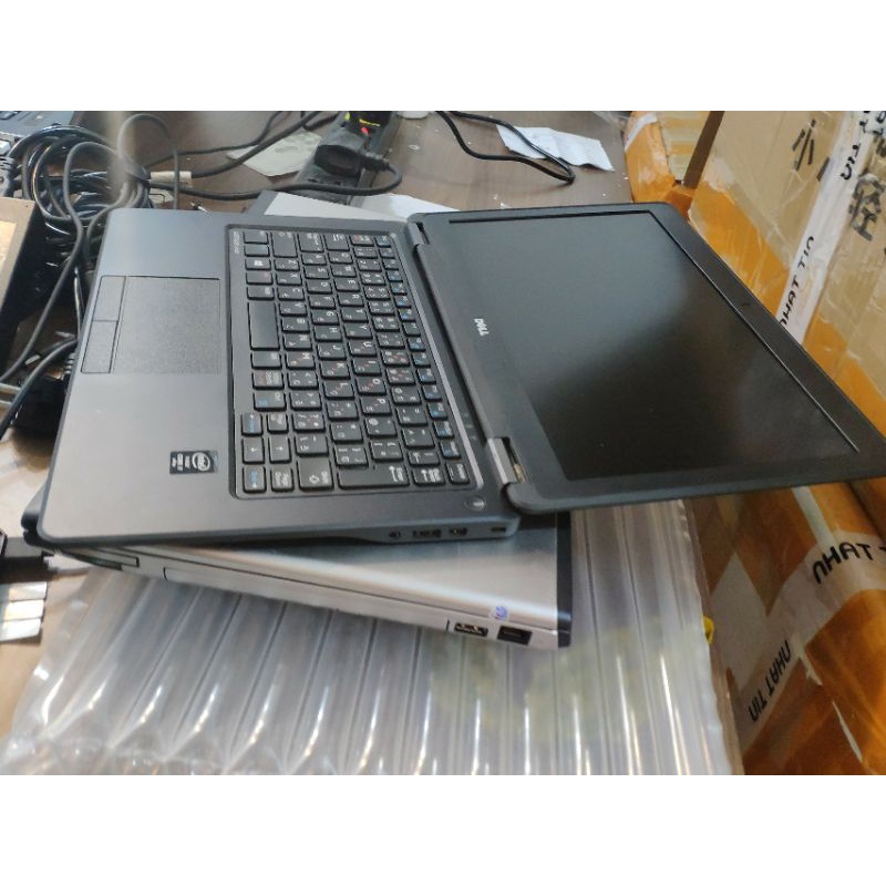 Laptop dell Latitude E7250-i7 | WebRaoVat - webraovat.net.vn