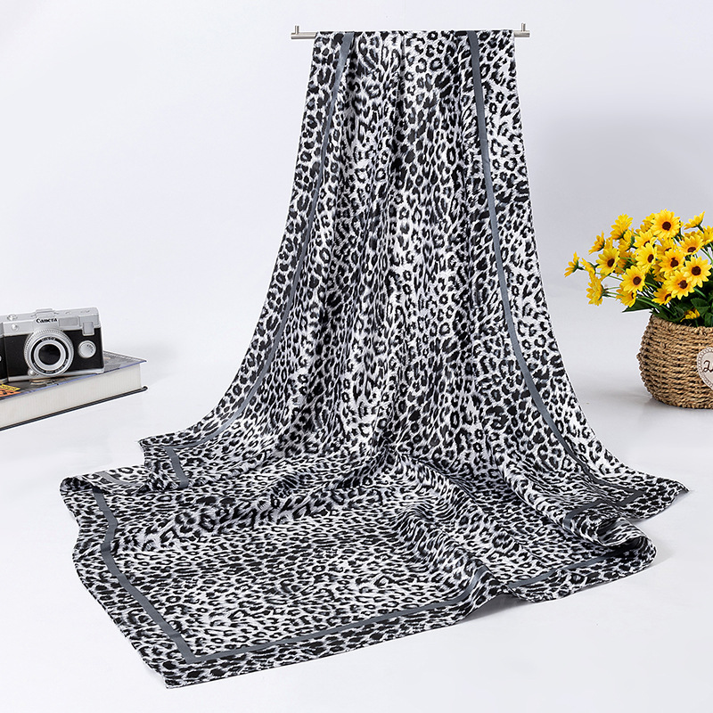 Khăn lụa quàng cổ vuông thời trang 90 * 90cm