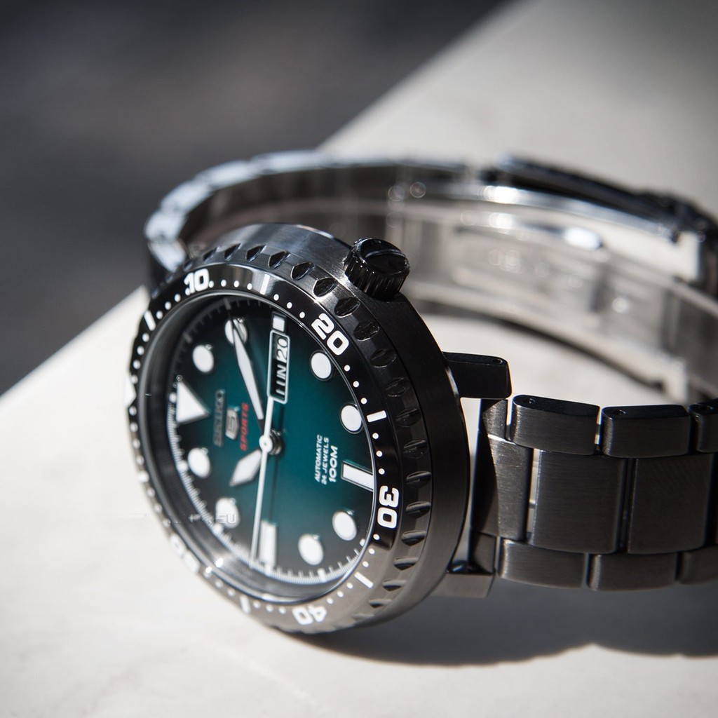 Đồng hồ nam SEIKO 5 Automatic Sport SRPC65K1