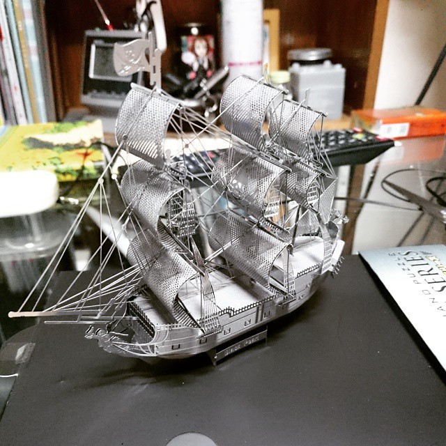 Đồ Chơi Lắp Ráp Mô Hình Thép 3D Piececool Tàu Black Pearl Trong Phim Cướp Biển Carribean