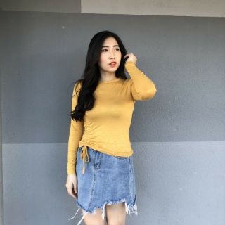 Áo rút eo tay dài
