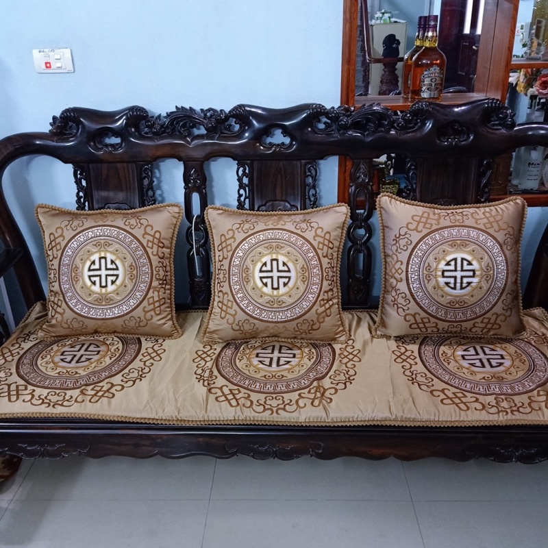 Thảm trải ghế tây âu cao cấp, Đệm ghế sofa nhập khẩu mẫu mới nhất SHOP vũ thị thơm