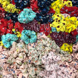 💕Cột tóc vải Scrunchies vải đũi in hoa