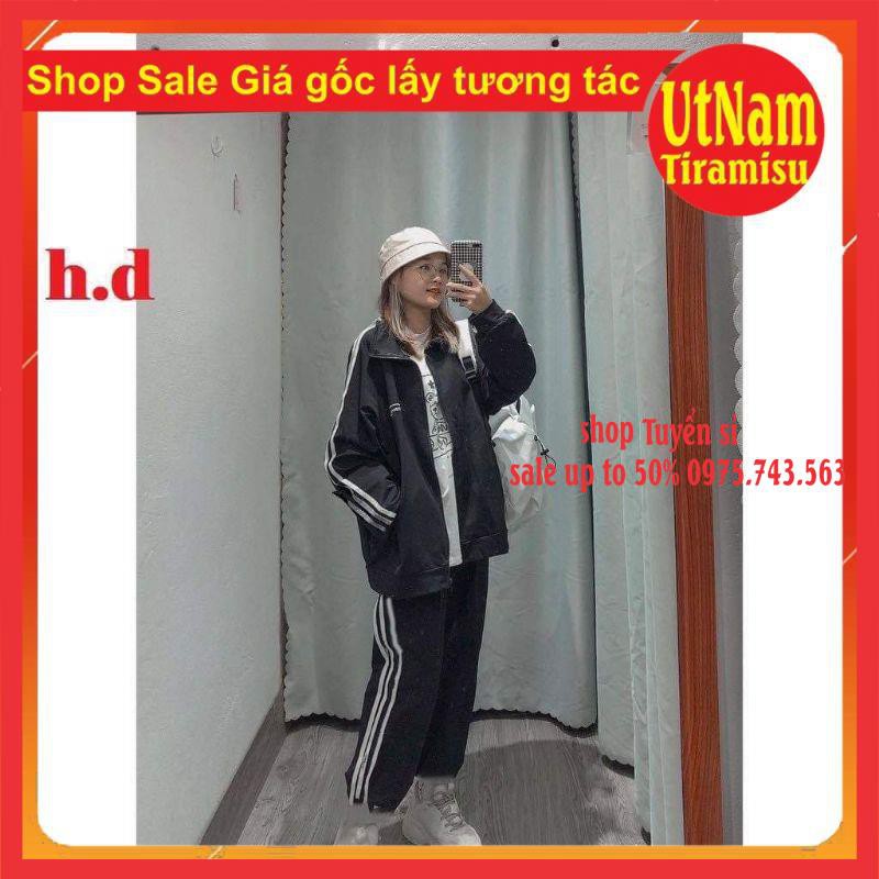 [SALE GIÁ GỐC] Sét áo 3 rot logo hai sọc + quần 3 sọc Kiểu dáng Unisexfreesize 40-50kg mặc đẹpPhong cách Hàn Quốc